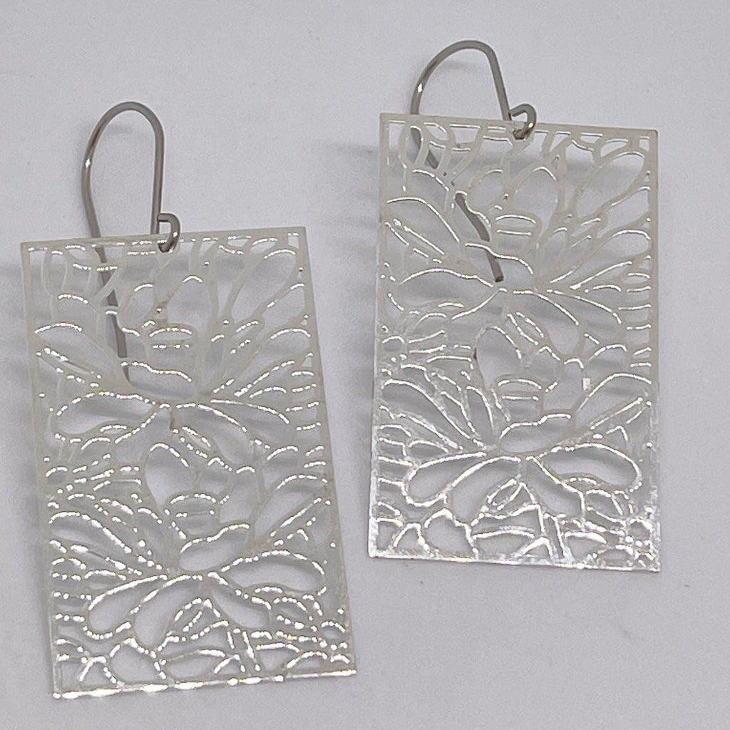 ‘Winnie’ in silver