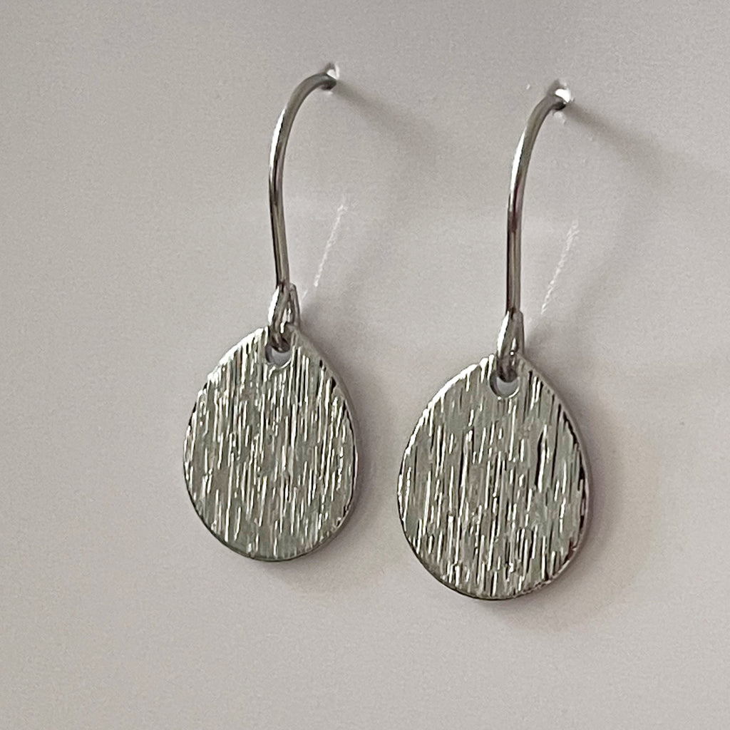 ‘Etched Teardrops’ in silver