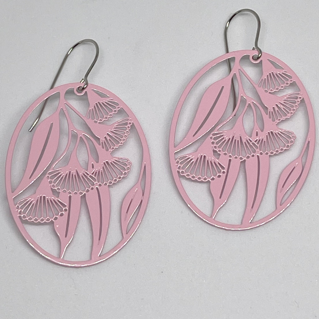 ‘Matilda’ in baby pink