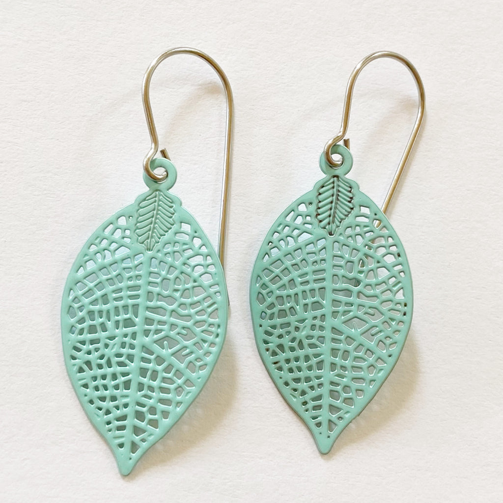 ‘Clara’ in mint