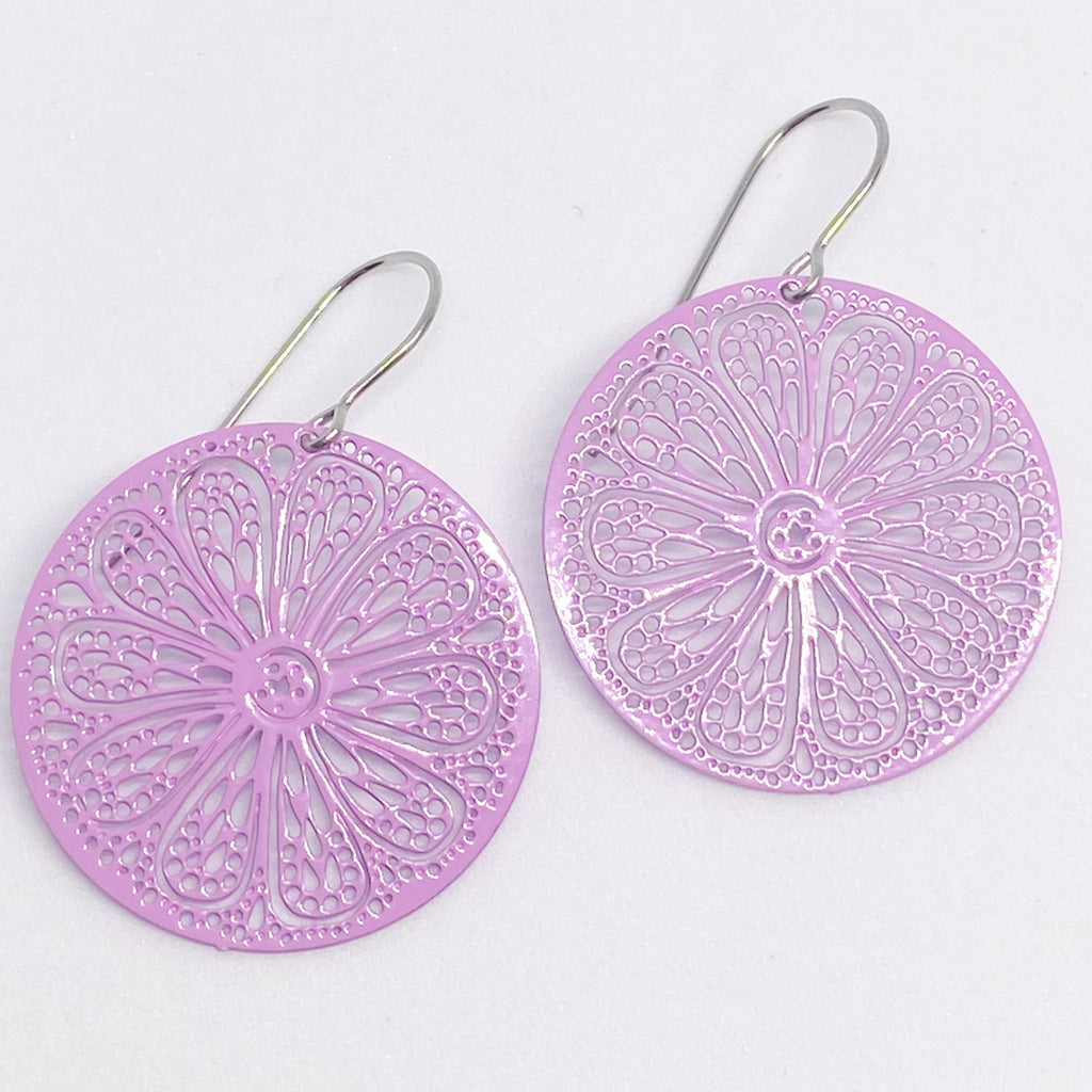 ‘Isla’ in lilac