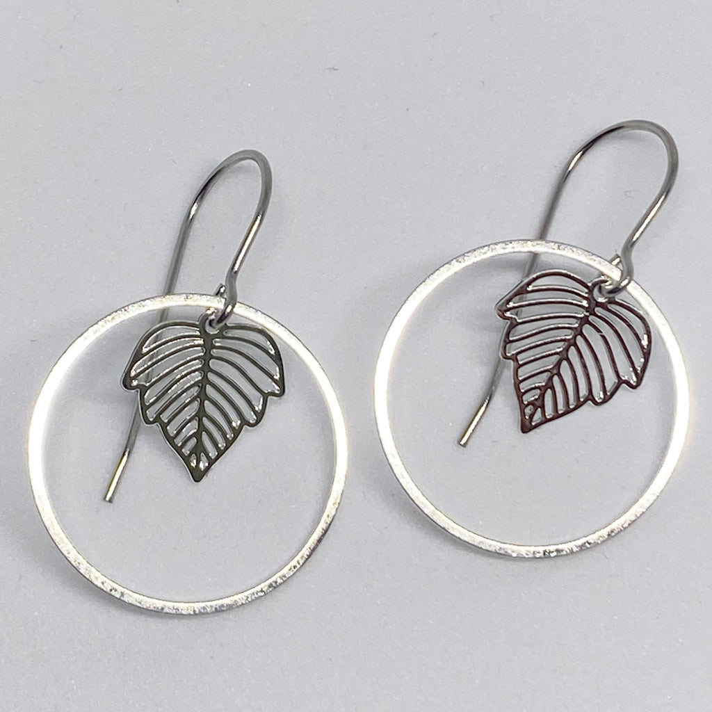‘Mabel’ in silver