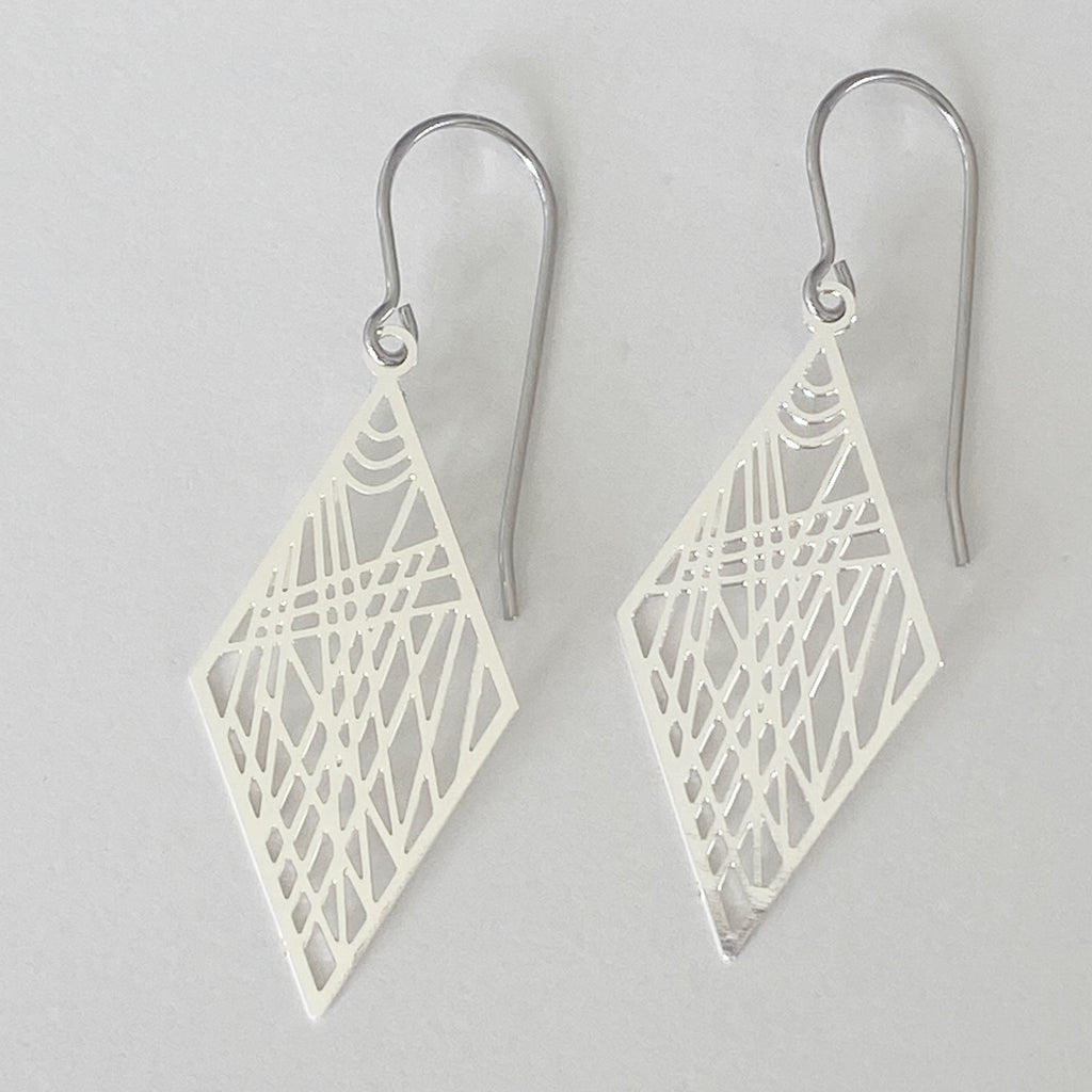 ‘Gracie’ in silver