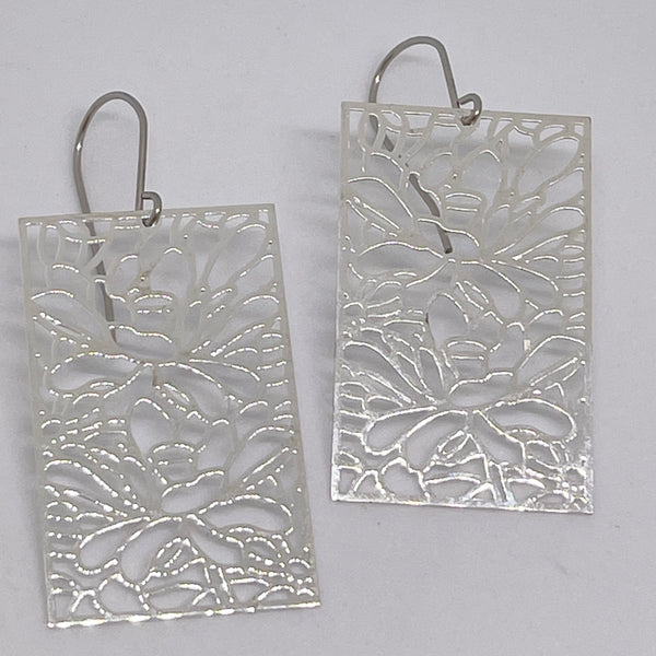 ‘Winnie’ in silver