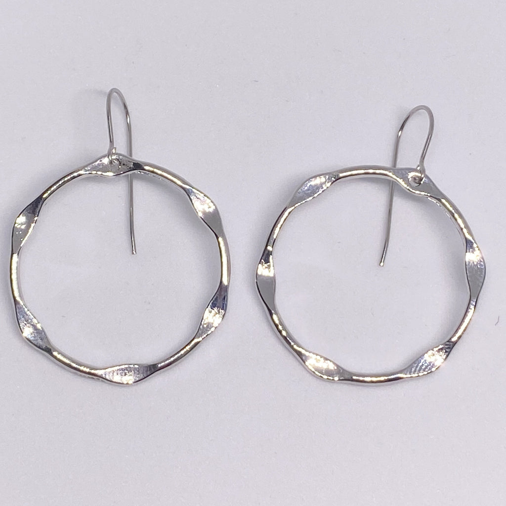 ‘Nicki’ in silver