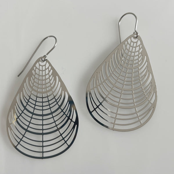 ‘Julia’ in silver