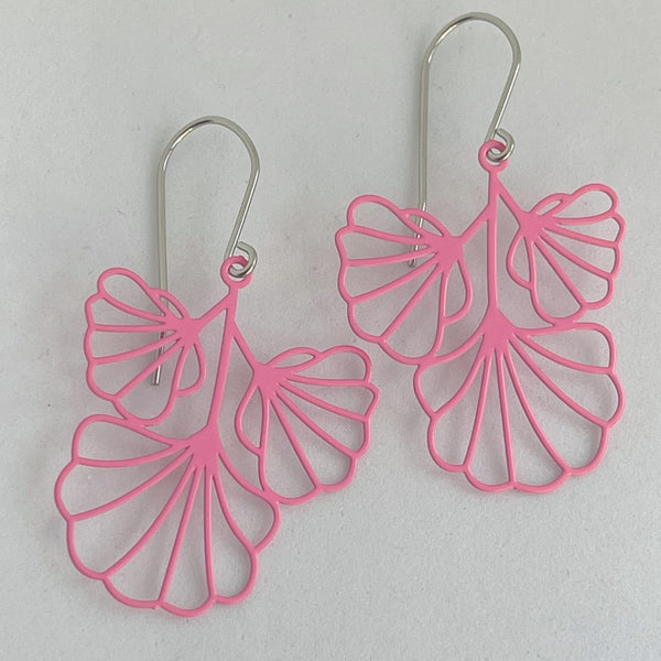 ‘Isobel’ in pink