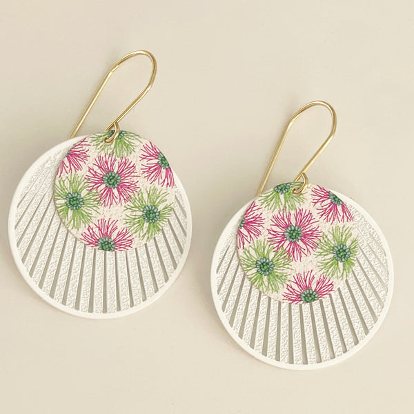 ‘Vintage’ JC Paper Bark Flowers Green/Pink