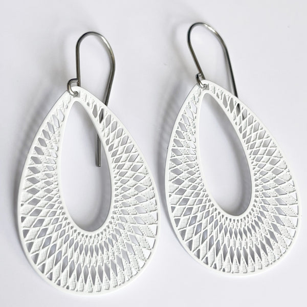 ‘Georgia’ in white