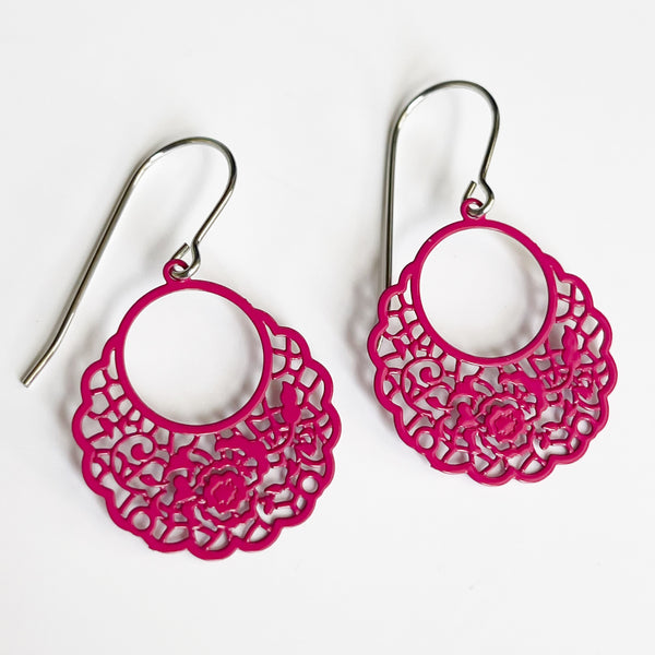 ‘Hayley’ in magenta