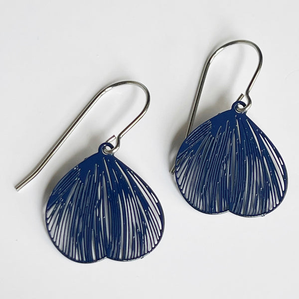 ‘Sylvie’ in navy