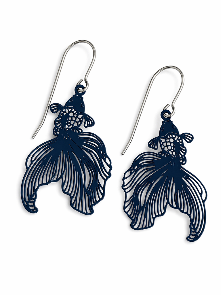 ‘Suki’ in navy minis