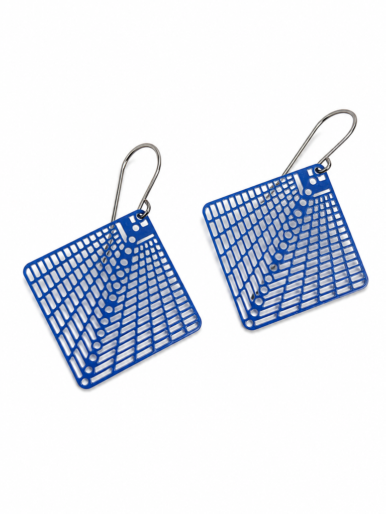 ‘Diamonds’ in cobalt blue