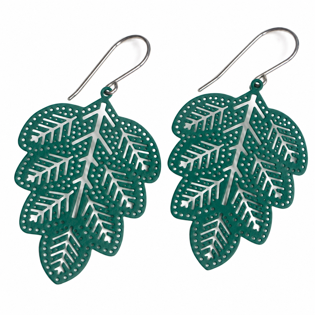 ‘Oak leaves’ in green