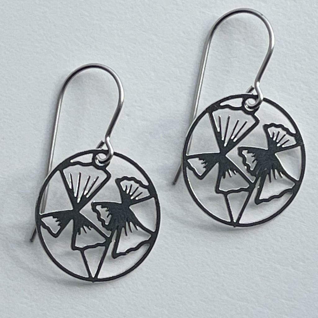 ‘Windflower’ in silver