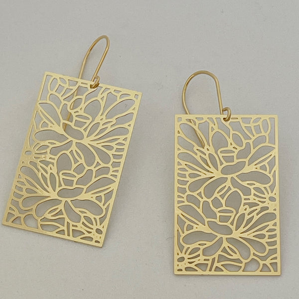 ‘Winnie’ in gold