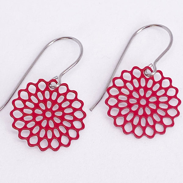 ‘Forget-me-nots’ in red