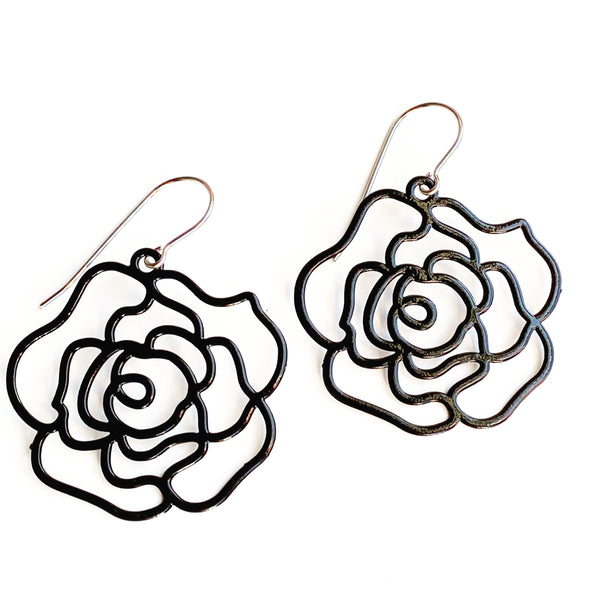 ‘Rose’ in black