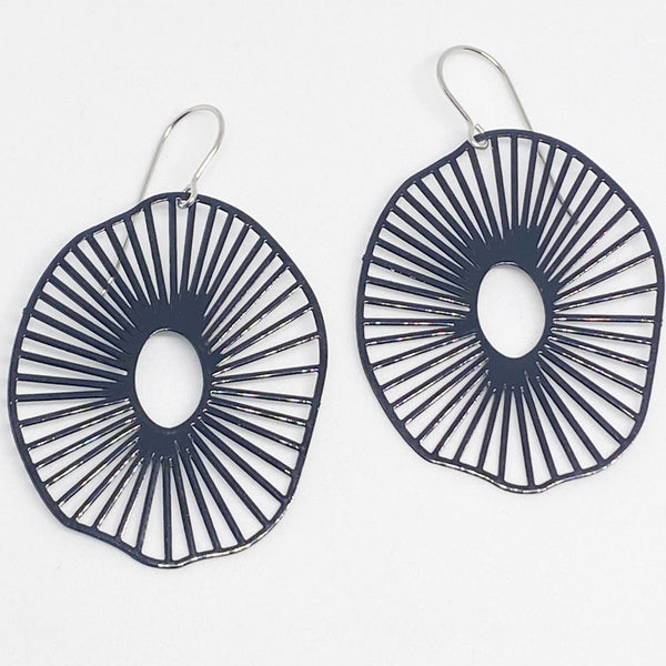 ‘Gia’ in black
