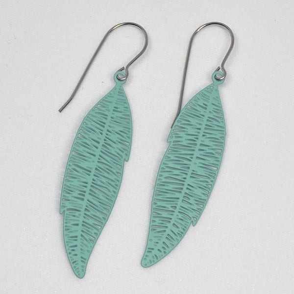 ‘Sara’ in aquamarine