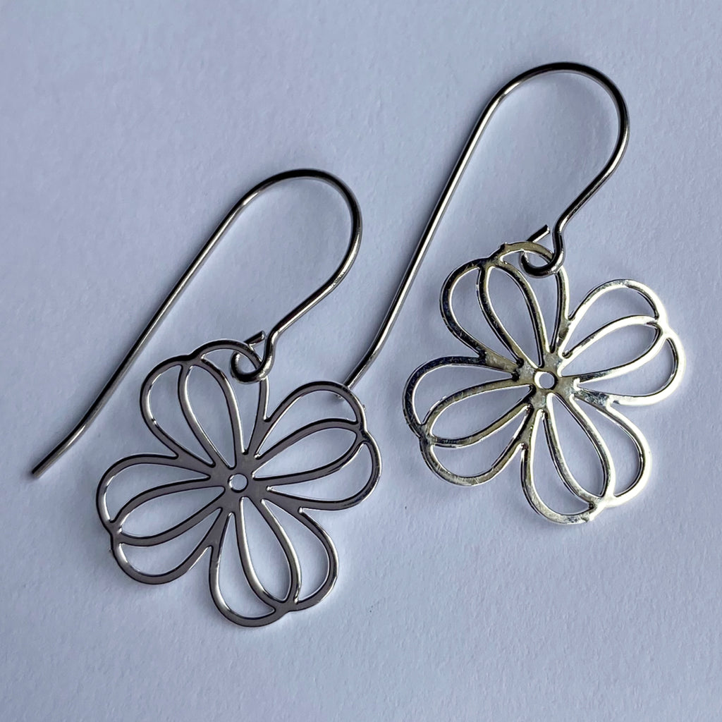 ‘Nelly’ in silver