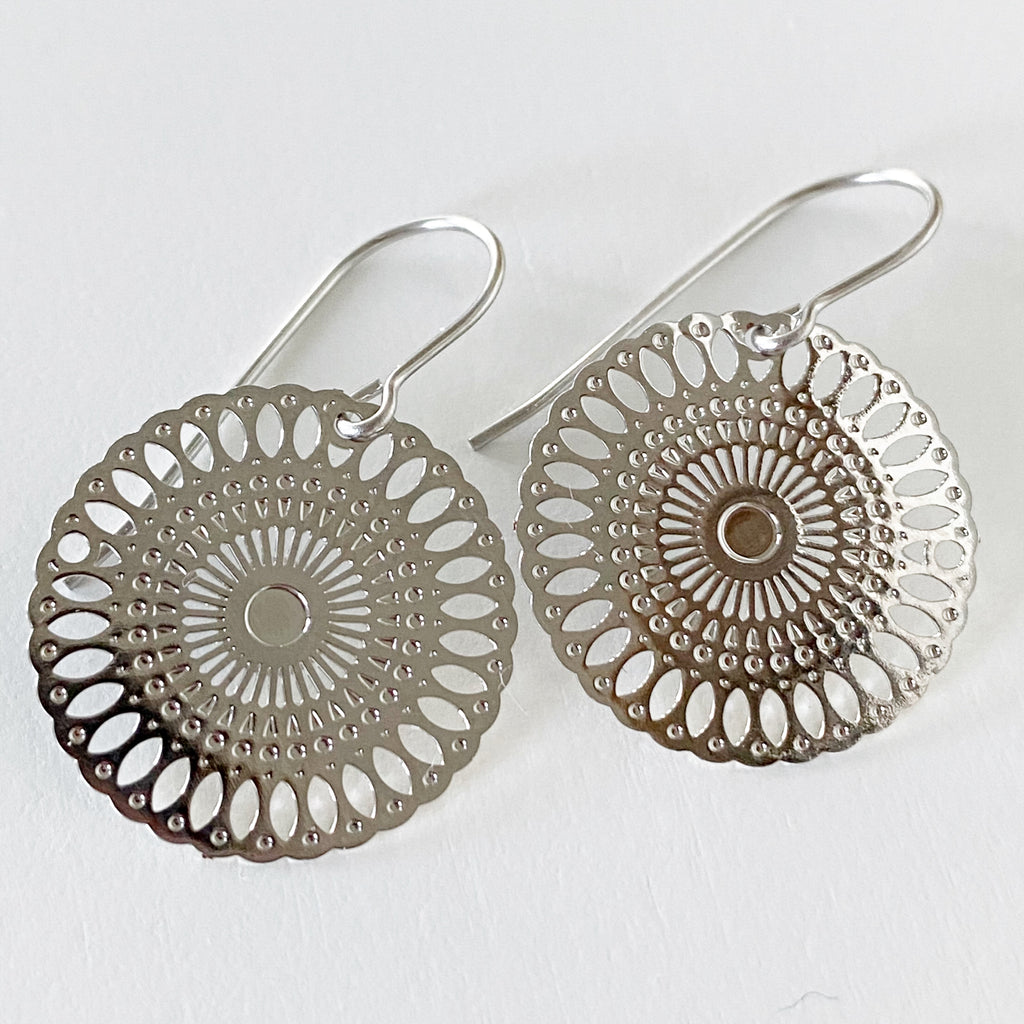 ‘Olivia’ in silver