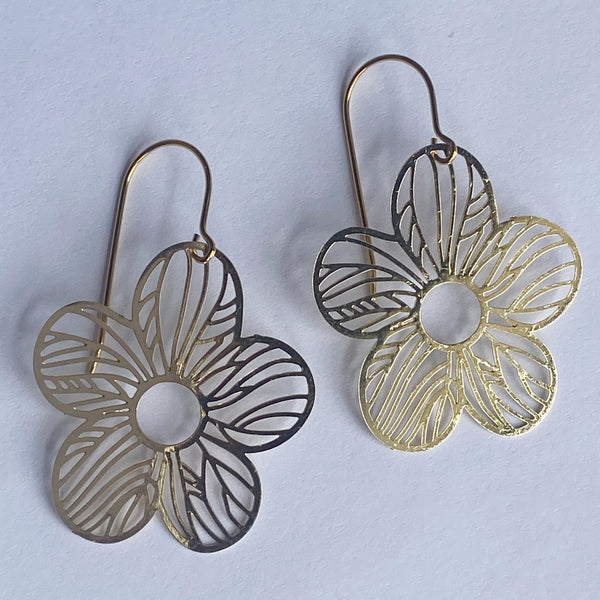 ‘Florence’ in soft gold