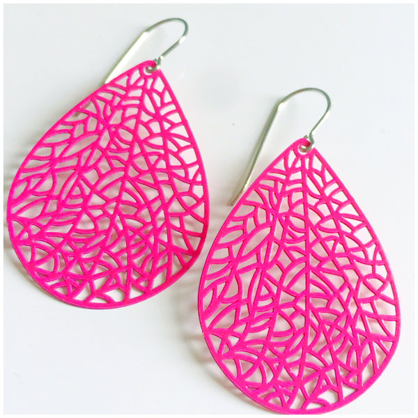 ‘Pears’ in Hot Pink