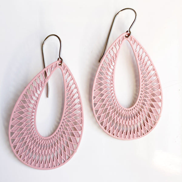 ‘Georgia’ in baby pink