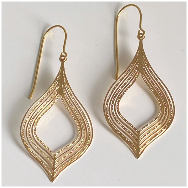 ‘Sparking Teardrops’ in gold.