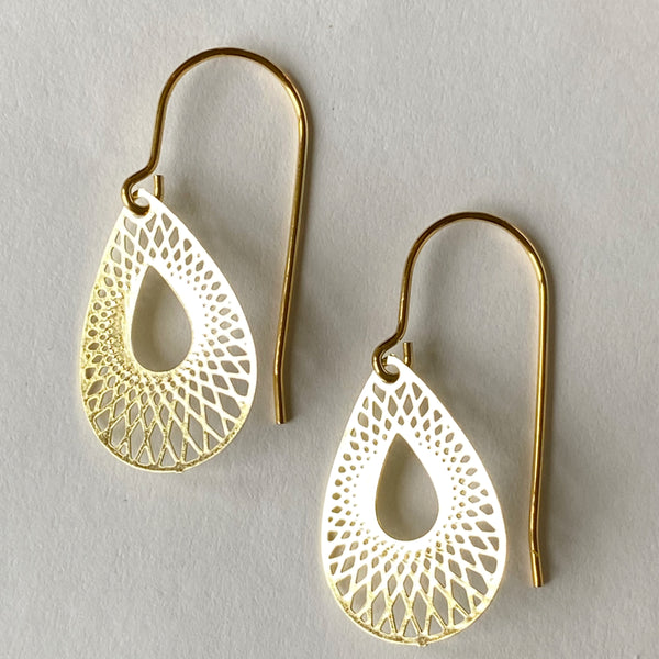 ‘Mila’ in gold