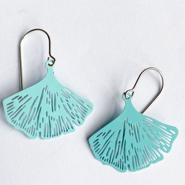 ‘Gingko’ leaves in ice blue
