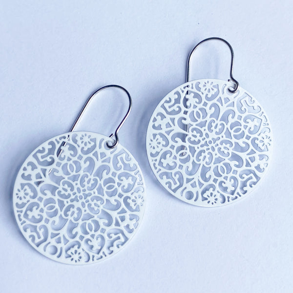 ‘Patsy’ in white