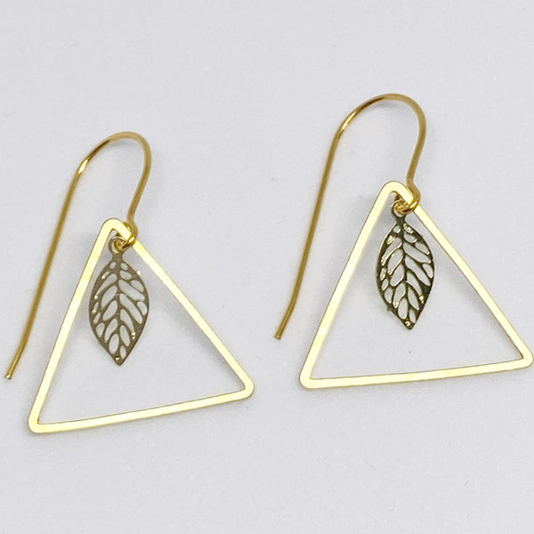 ‘Freya’ in gold triangles