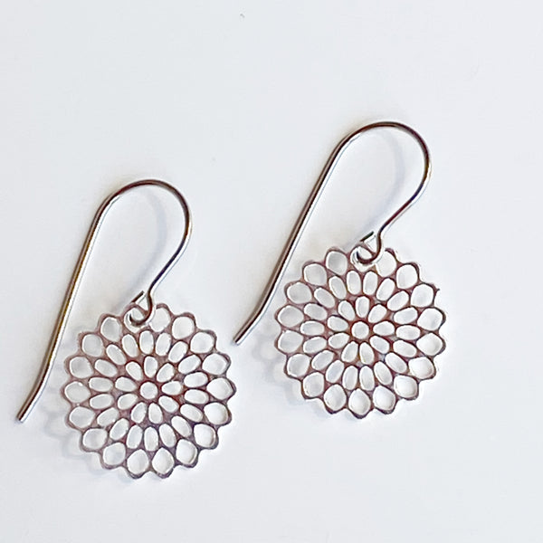 ‘Forget-me-nots’ in silver