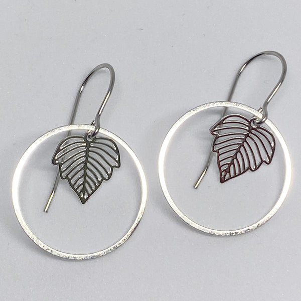 ‘Mabel’ in silver