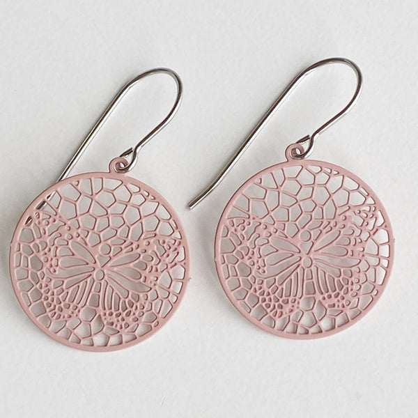 ‘Pandora’ in dusty pink